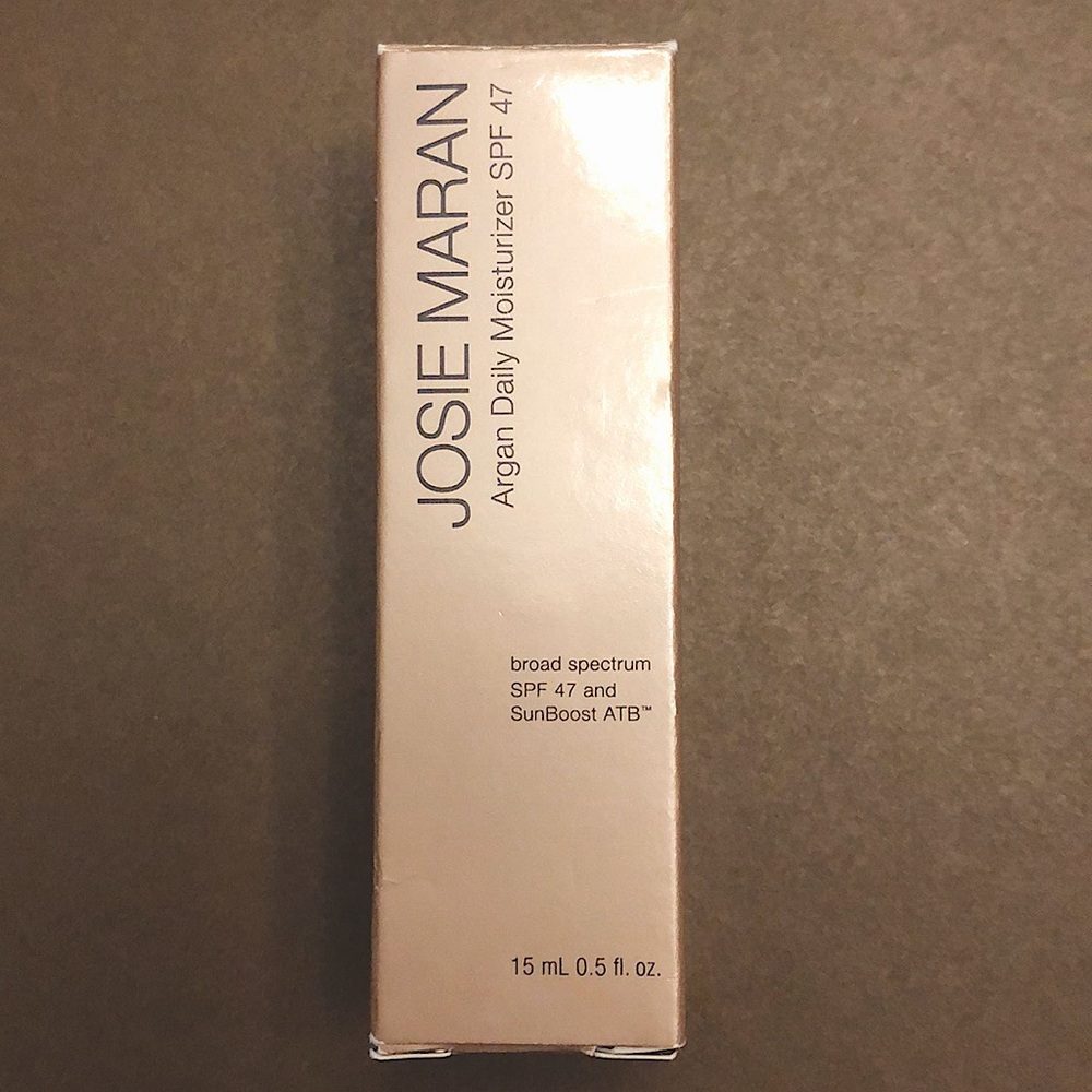 Josie Maran Argan Daily Moisturizer SPF 47